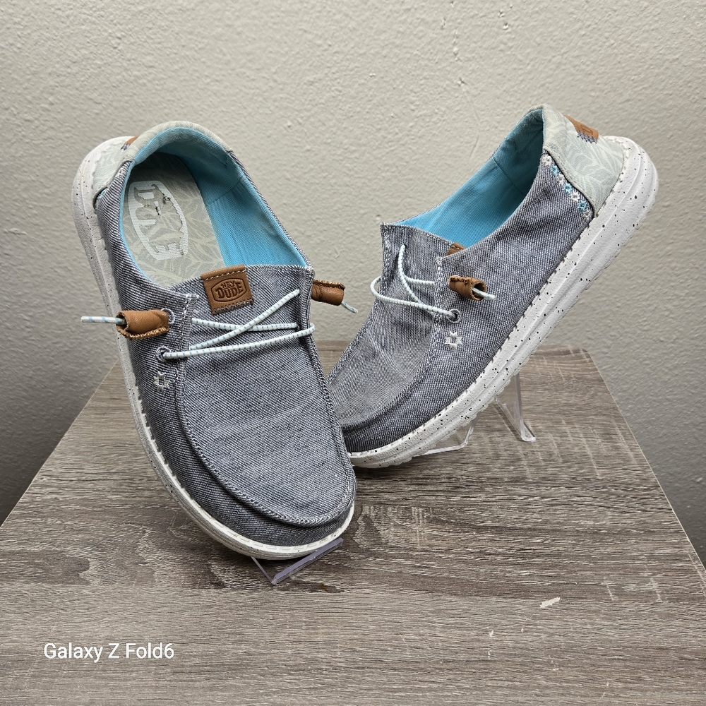 Hey Dude Wendy Slip-On Shoes Women’s 7 Wide Grey Heather Casual Comfort Loafers